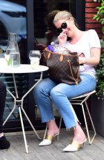 KITTY SPENCER Out for Lunch in Chelsea 06/19/2018