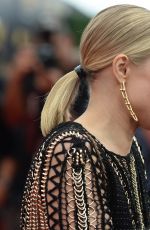 KRISTEN BELL at 2018 MTV Movie and TV Awards in Santa Monica 06/16/2018