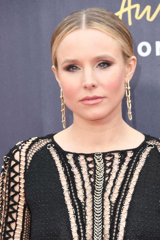 KRISTEN BELL at 2018 MTV Movie and TV Awards in Santa Monica 06/16/2018