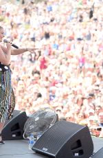 LAUREN ALAINA at 2018 CMAFestival at Chevy Riverfront Stage in Nashville 06/07/2018