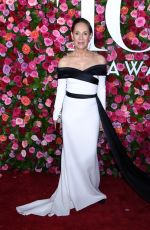 LAURIE METCALF at 2018 Tony Awards in New York 06/10/2018