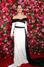 LAURIE METCALF at 2018 Tony Awards in New York 06/10/2018