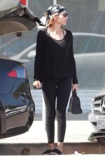 LISA RINNA at Electric Soul Yoga in Studio City 06/01/2018