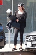 LISA RINNA at Electric Soul Yoga in Studio City 06/01/2018