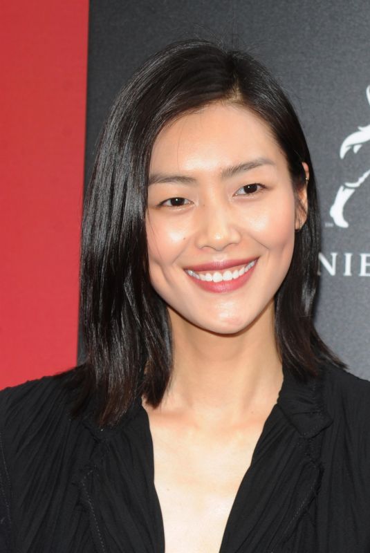 LIU WEN at Ocean