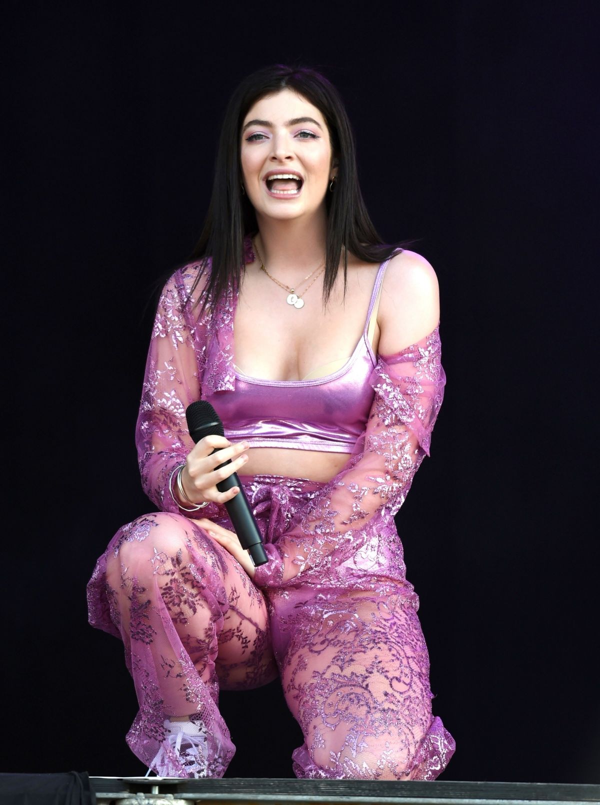 LORDE Performs at Parklife Festival at Heaton Park in Manchester 06/09/2018...