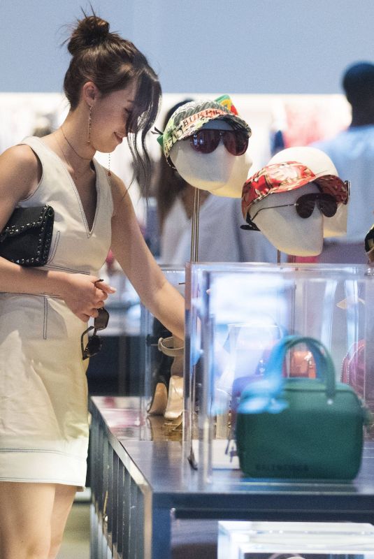 MICHELLE and AURORA HUNZIKER Out Shopping in Milan 06/14/2018