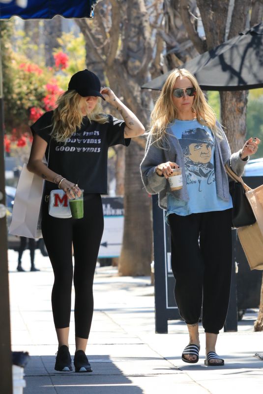MILEY and TISH CYRUS Out and About in Studio City 06/17/2018