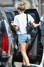 MILEY CYRUS and Liam Hemsworth Out for Iced Coffee in Studio City 06/20/2018