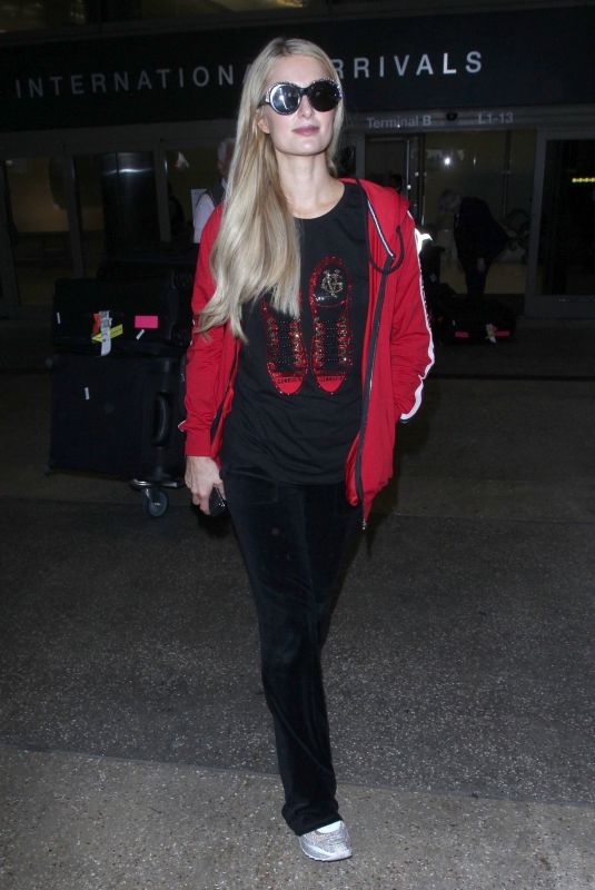 PARIS HILTON at LAX Airport in Los Angeles 06/27/2018