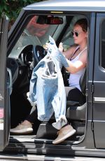 Pregnant HILARY DUFF and Matthew Koma Out Shopping in Studio City 06/18/2018