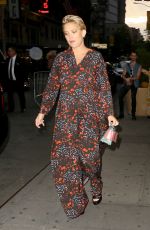 Pregnant KATE HUDSON Leaves Her Hotel in New York 06/09/2018
