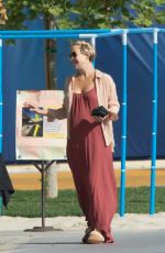 Pregnant KATE HUDSON Out and About in Los Angeles 06/04/2018