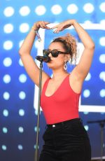 RAYE Performs at Parklife Festival at Heaton Park in Manchester 06/10/2018