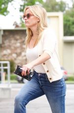REESE WITHERSPOON in Jeans Arrives at a Spa in Los Angeles 06/16/2018
