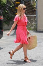 REESE WITHERSPOON Out in Brentwood 06/21/18