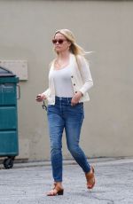 REESE WITHERSPOON Out in Los Angeles 06/16/2018