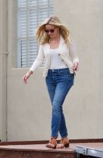 REESE WITHERSPOON Out in Los Angeles 06/16/2018