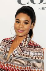 REGINA HALL at Step Up Inspiration Awards 2018 in Los Angeles 06/01/2018