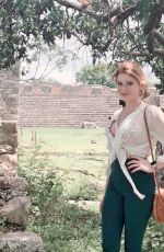 RENEE OLSTEAD for Vintage Diva Clothing, May 2018