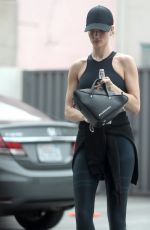 ROSIE HUNTINGTON-WHITELEY Leaves a Gym in West Hollywood 05/31/2018