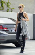 ROSIE HUNTINGTON-WHITELEY Leaves Body by Simone in Los Angeles 06/22/2018