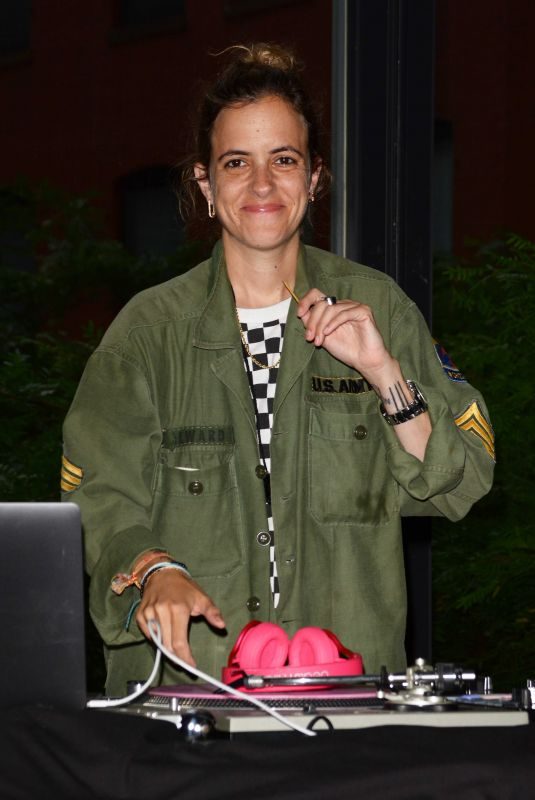 SAMANTHA RONSON at Amfar Gencure Solstice 2018 in New York 06/21/2018