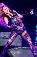 SHAKIRA Performs at El Dorado World Tour in Amsterdan 06/09/2018
