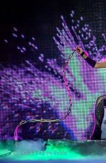 SHAKIRA Performs at El Dorado World Tour in Antwerp 06/05/2018