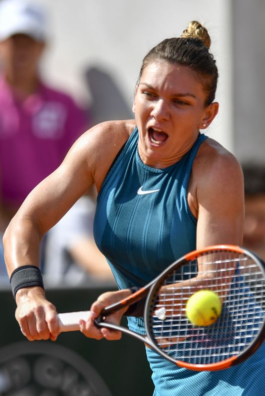 SIMONA HALEP at 2018 French Open Tennis Tournament 06/02/2018