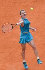 SIMONA HALEP Beats Sloane Stephens to Win French Open Title 06/09/2018