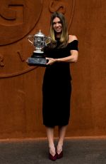 SIMONA HALEP - Roland Garros 2018 Trophy Photocall