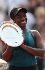 SLOANE STEPHENS at 2018 French Open Final in Paris 06/08/2018