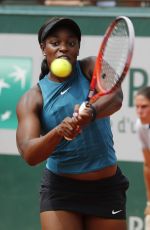 SLOANE STEPHENS at 2018 French Open Final in Paris 06/08/2018