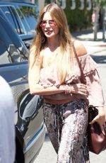 SOFIA VERGARA Ot at Saks Fifth Ave in Beverly Hills 06/27/2018