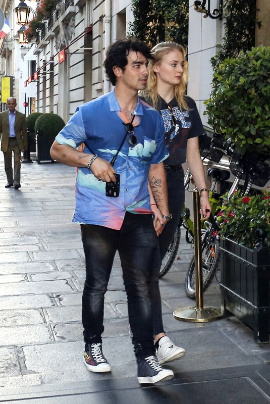 SOPHIE TURNER and Joe Jonas Out in Paris 06/27/2018