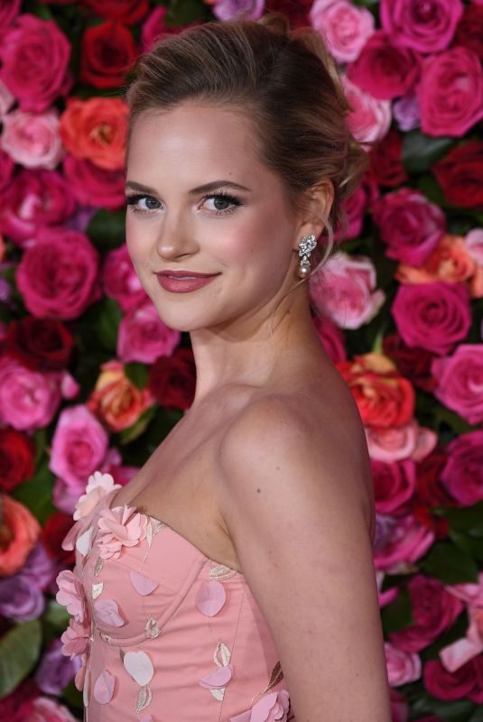 STEPHANIE STYLES at 2018 Tony Awards in New York 06/10/2018