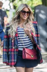 SYLVIE MEISS Arrives at Her Apartment in Hamburg 06/27/2018