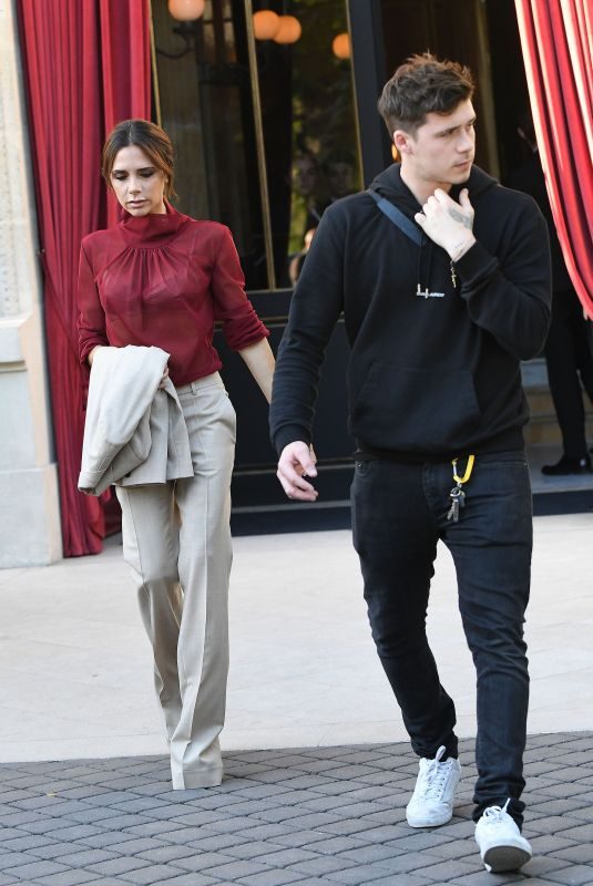 VICTORIA and Brooklyn BECKHAM Leaves Their Hotel in Paris 06/22/2018
