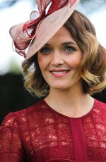 VICTORIA PENDLETON at Investec Derby Festival Ladies Day at Epsom Racecourse 06/01/2018