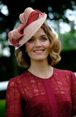 VICTORIA PENDLETON at Investec Derby Festival Ladies Day at Epsom Racecourse 06/01/2018