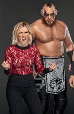 WWE - Superstar Photobombs