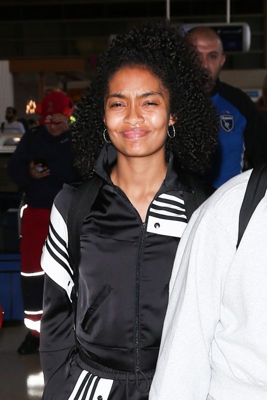 YARA SHAHIDI at Los Angeles International Airport 06/04/2018