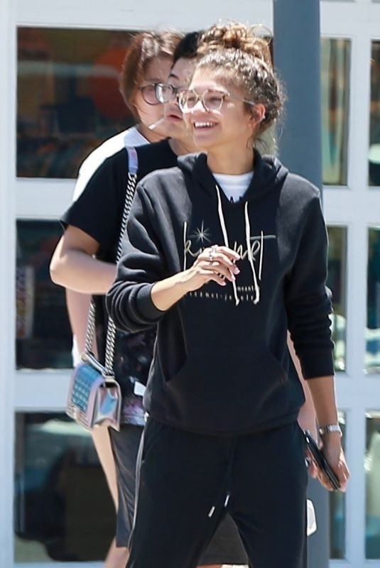 ZENDYA COLEMAN Out Shopping in Studio City 06/15/2018