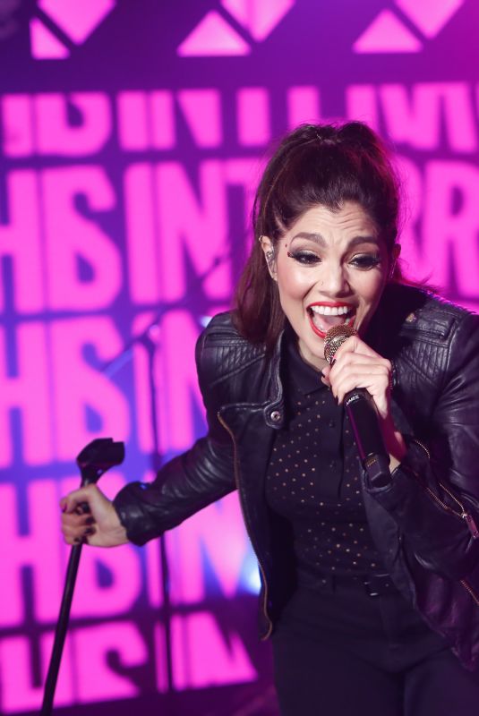 AIMEE ALLEN Performs at Jimmy Kimmel Live 07/26/2018