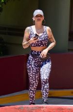 AMBER ROSE Heading to Universal Studios 07/15/2018