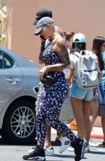 AMBER ROSE Heading to Universal Studios 07/15/2018