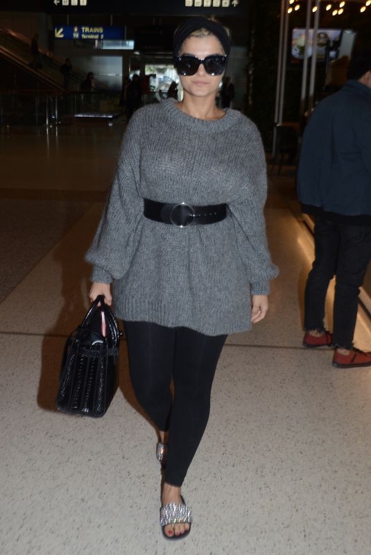 BEBE REXHA Arrives at Airport in Sydney 07/11/2018