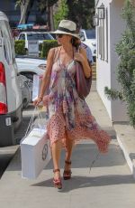 BROOKE BURKE Shopping at Malibu Colony Company in Malibu 07/07/2018