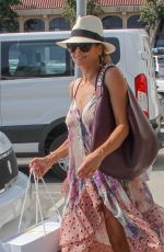 BROOKE BURKE Shopping at Malibu Colony Company in Malibu 07/07/2018